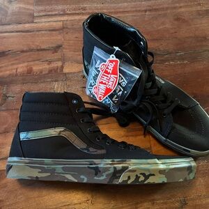 Vans SKB-HI (Camo) Black/Military Olive Shoes